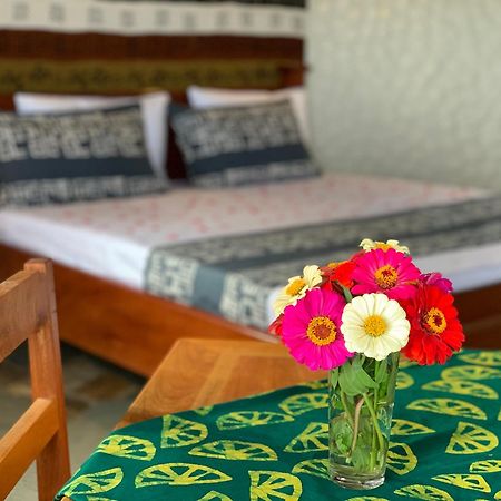 Lemon Beach Resort Elmina Екстериор снимка