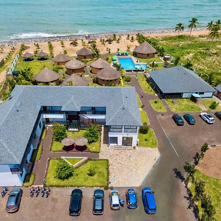 Lemon Beach Resort Elmina Екстериор снимка